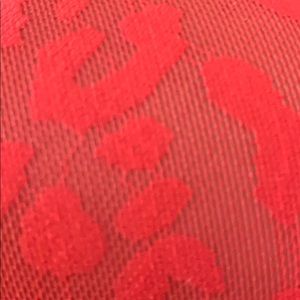 Meet your Posher, Priscilla